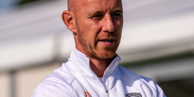 Nicky Butt urges Man United to keep faith with Erik ten Hag