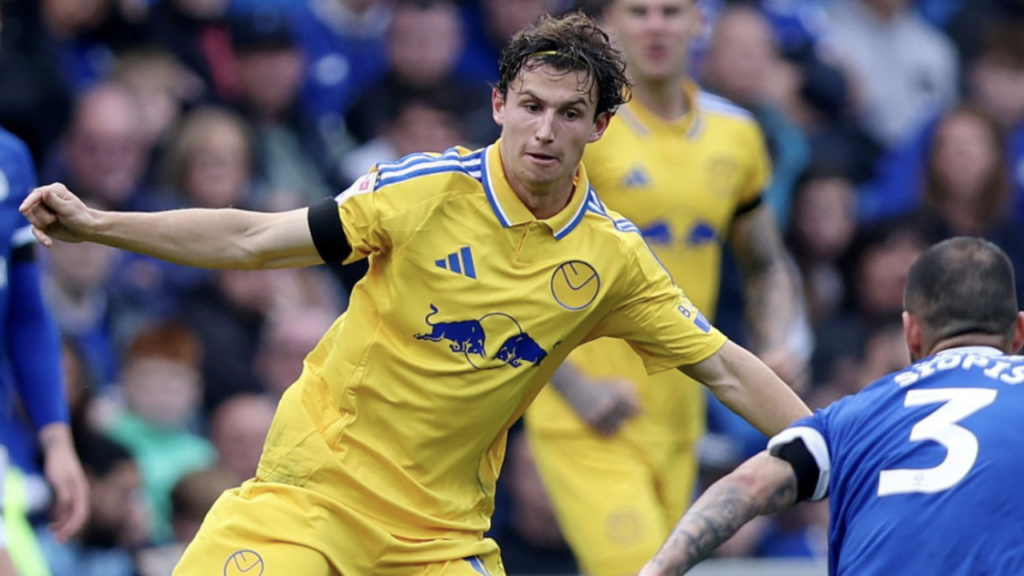 Brenden Aaronson helps Leeds United close out win over Cardiff City