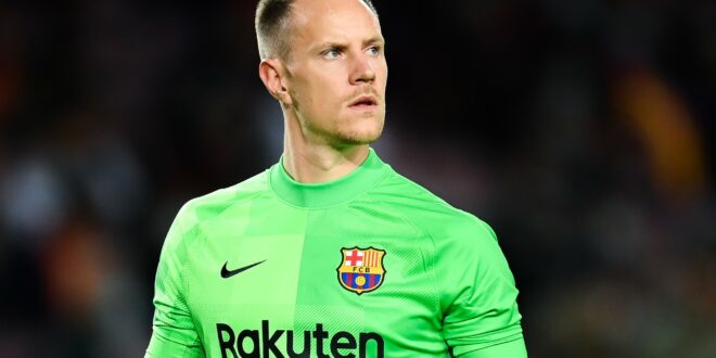 Barcelona find Marc-Andre ter Stegen replacement in Wojciech Szczesny