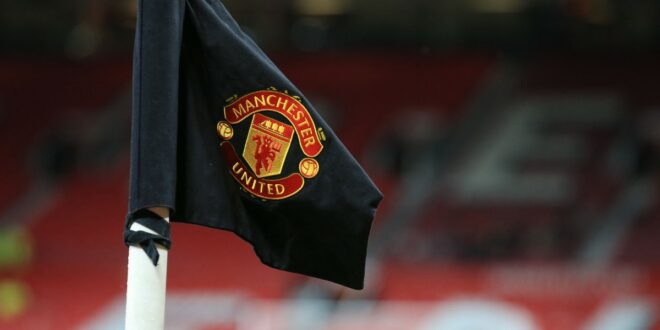 Man United ready to enter talks with player who can solve their issues