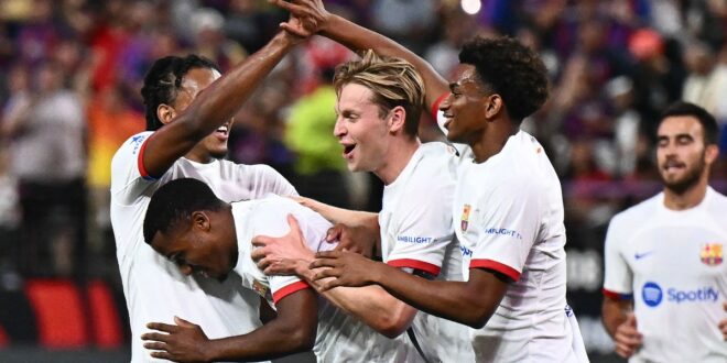 Barcelona ready to let Man United target Frenkie de Jong leave in 2025