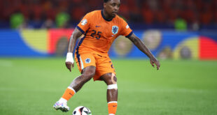 Ex-Spurs forward Steven Bergwijn hits back at Netherlands boss Koeman