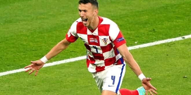 PSV Eindhoven in talks with Perisic as free agent