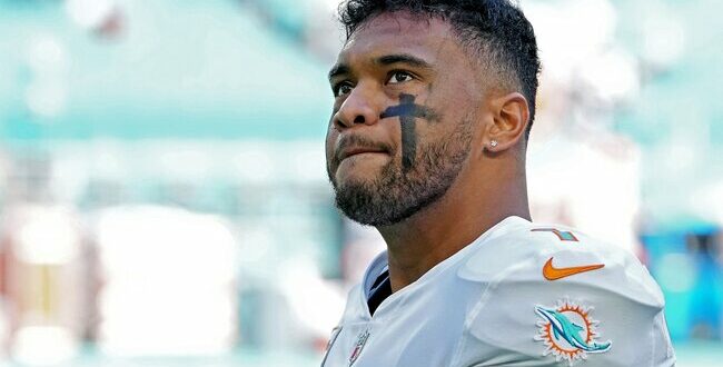 Dolphins Place Tua Tagovailoa On IR List After Week 2 Concussion