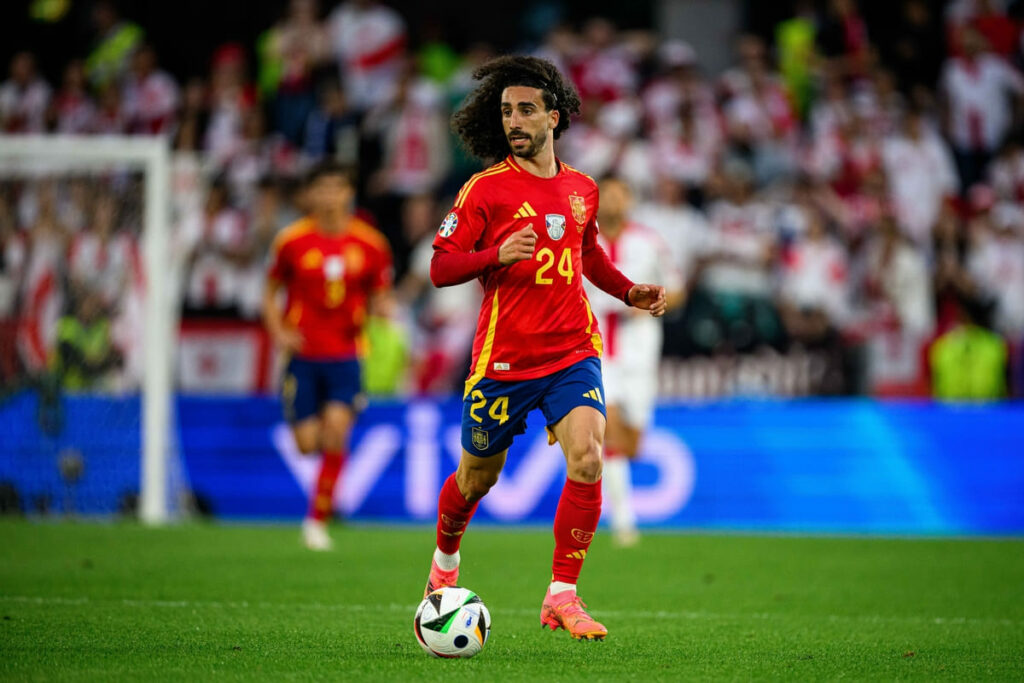 Cucurella calls for stability at Chelsea and points at Spain as the example to follow