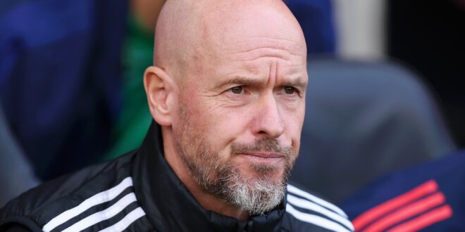 Erik Ten Hag “bounced up” from technical area to rollick duo vs Saints