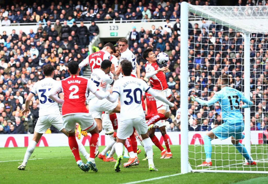 Robbie Keane claims Tottenham have a weak link Arsenal will expose