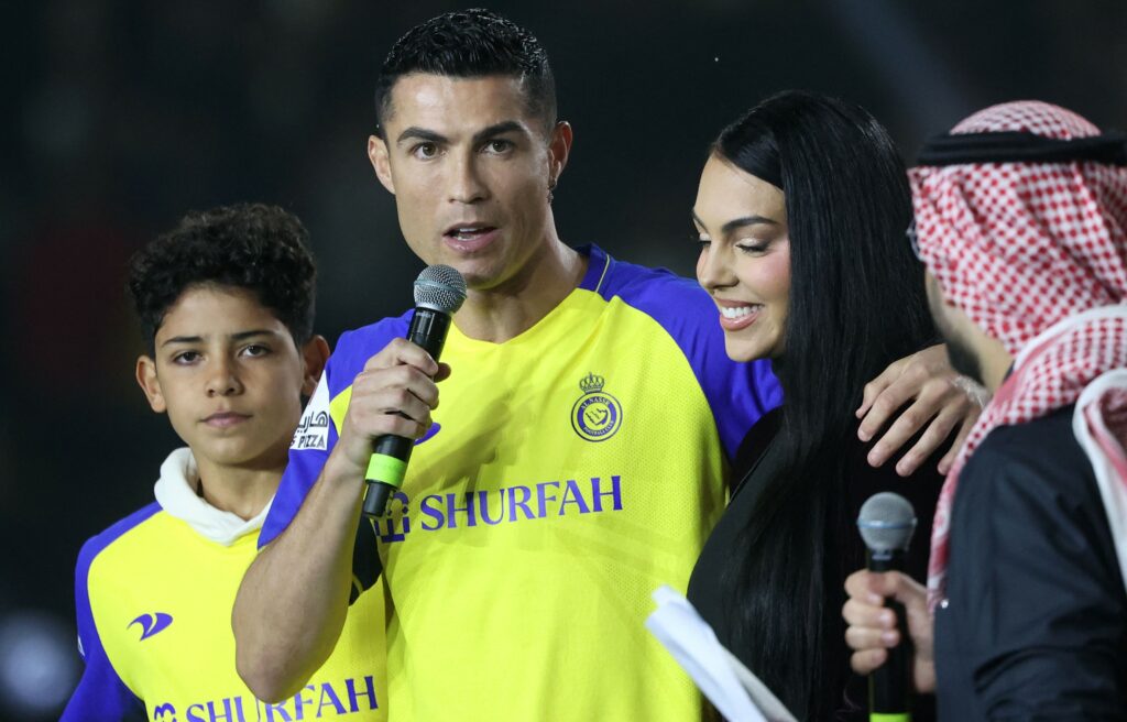 Cristiano Ronaldo’s girlfriend slams the club