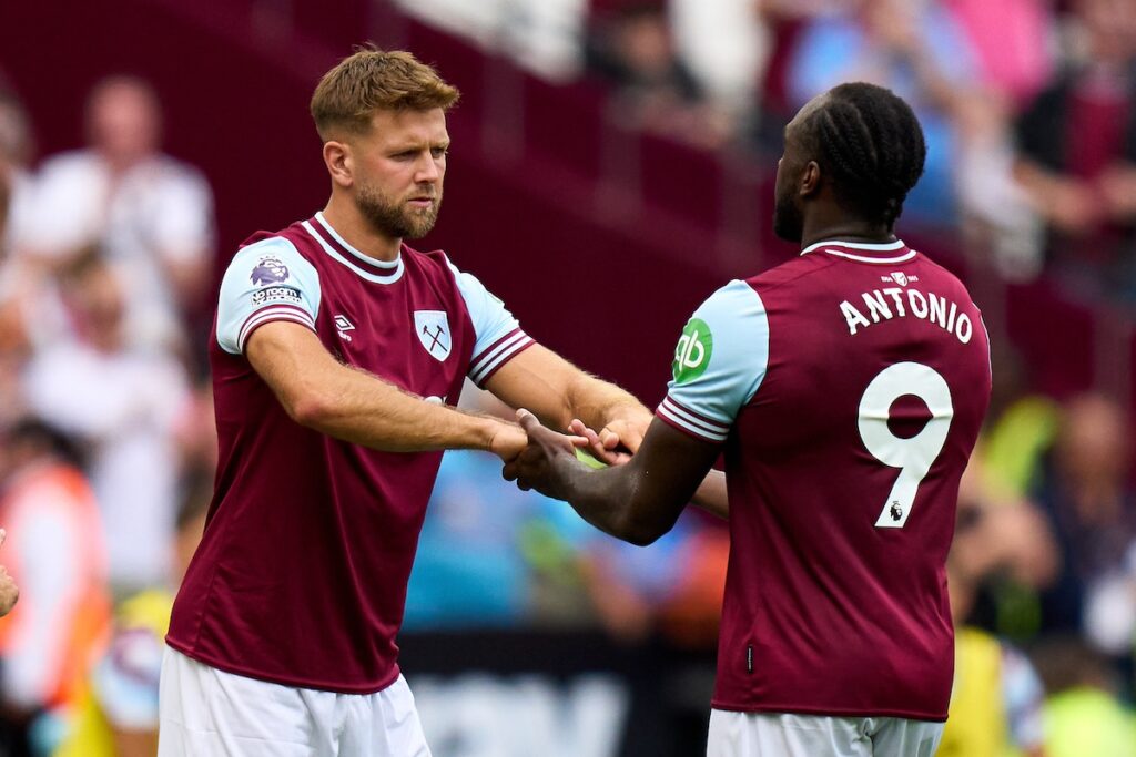 West Ham weighing free agent signing after striker injury setback