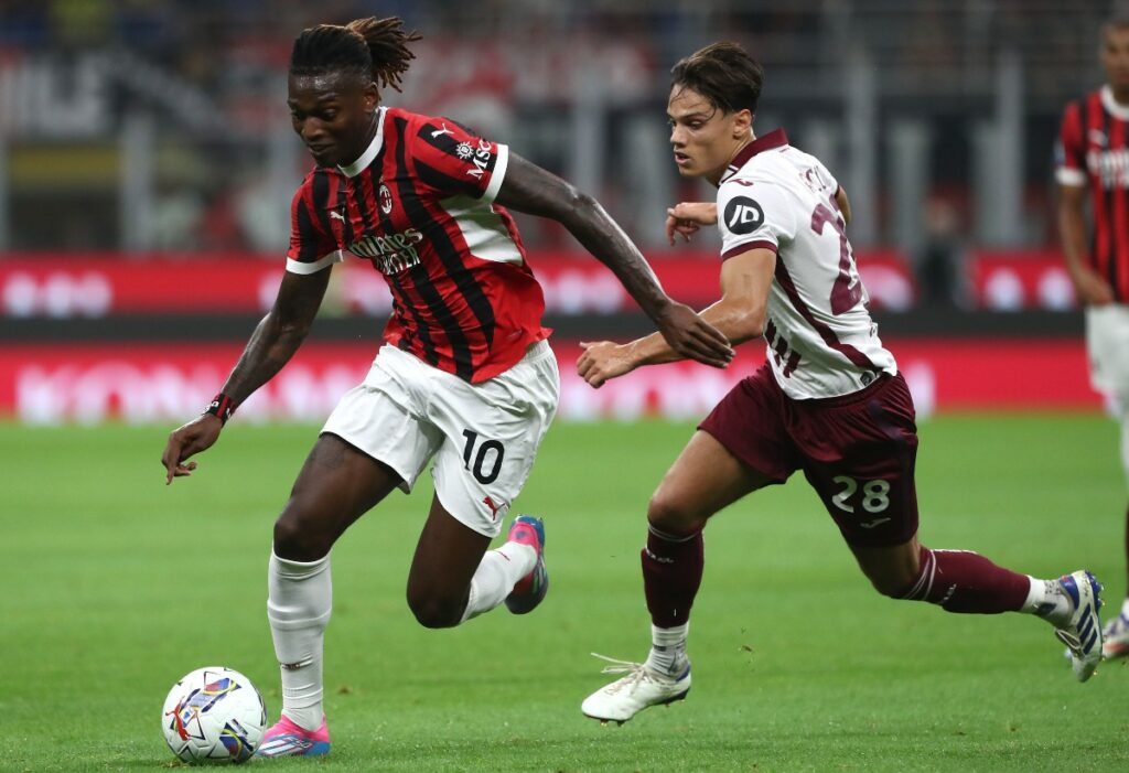 Chelsea join race for Torino star
