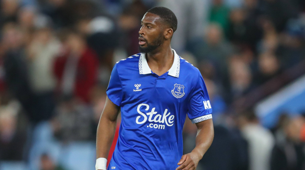 Juventus contemplating January move for Everton benchwarmer Beto